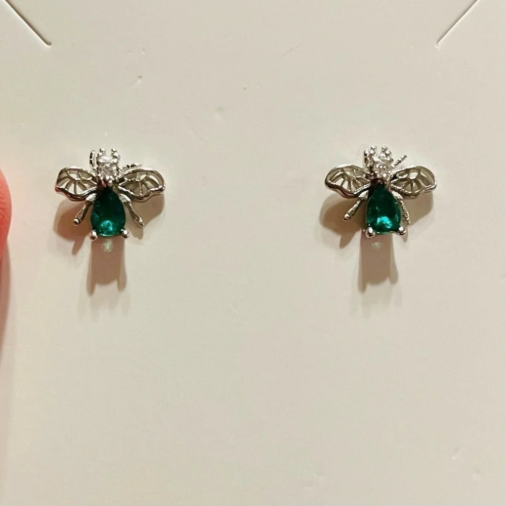 🌟HP X 3🌟 GREEN BUMBLEBEE Cubic Zirconia S925 Sterling Silver Studded Earrings